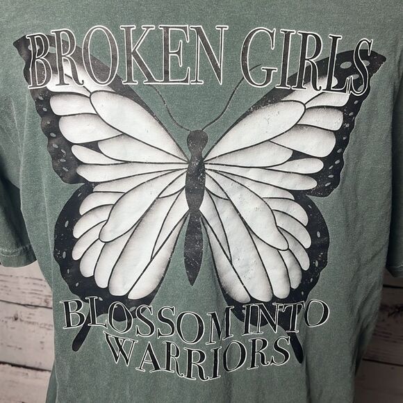 Custom Made Butterfly Tee - Picture 5 of 6